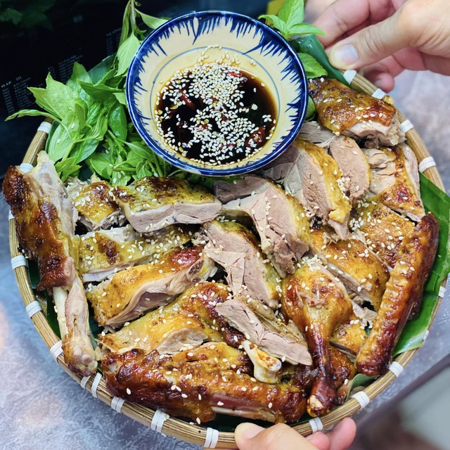 vit-nuong-mat-ong-2-1758872576516201771106.jpg