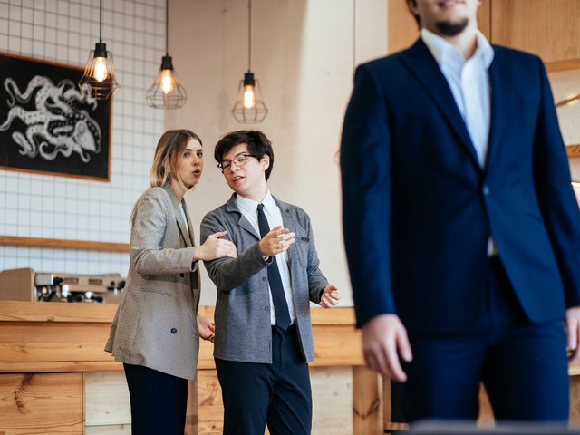 Làm người, 6 hành vi tự hạ thấp nhân phẩm này nhất định phải tránh xa!  - Ảnh 4.
