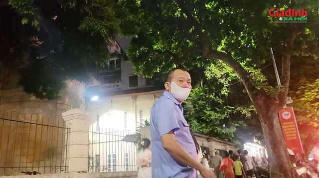 Hà Nội: Gửi ô tô sát trụ sở Thành ủy ngày cuối tuần bị thu 100.000 đồng/lượt không xuất vé- Ảnh 5. Hà Nội: Gửi ô tô sát trụ sở Thành ủy ngày cuối tuần bị thu 100.000 đồng/lượt không xuất vé- Ảnh 5.