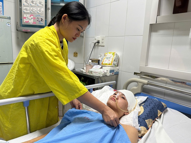 MS 1038: Xót xa am sinh Mường đỗ đại học, chưa kịp nhập học đã gặp nạn, nay gia đình kiệt quệ giữa bão số 10 - Ảnh 4.
