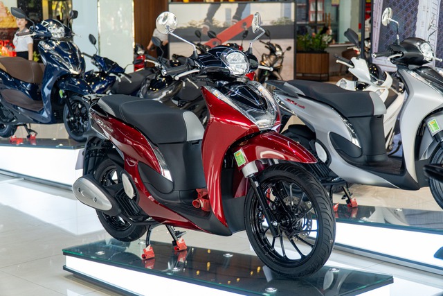 Xe SH Mode giảm giá sốc, thấp kỷ lục, rẻ chưa từng có trong lịch sử - Ảnh 2. Xe SH Mode giảm giá sốc, thấp kỷ lục, rẻ chưa từng có trong lịch sử - Ảnh 2.