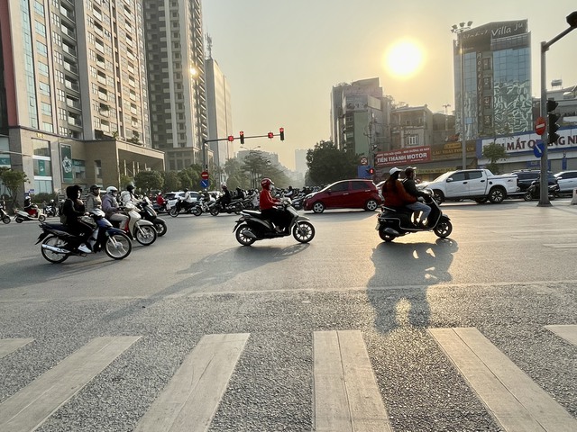 thoi-tiet-17570043060861136598207.jpg