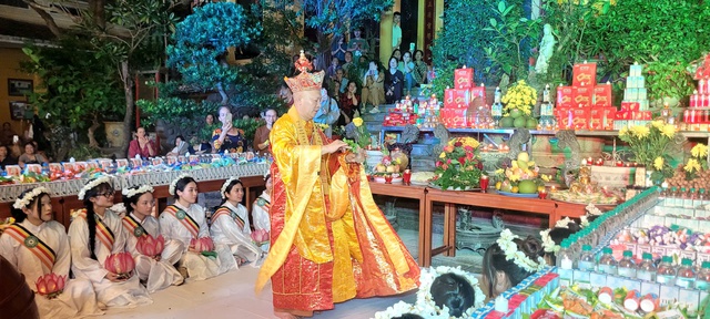 Cúng thí thực và cúng cô hồn tháng 7 âm lịch cho gia đình bình an - Ảnh 4.