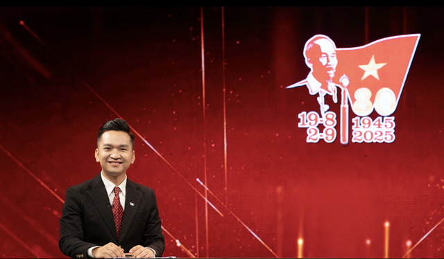 MC Hạnh Phúc - Ảnh 2. MC Hạnh Phúc - Ảnh 2.