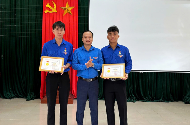 cuu-nguoi-nhay-cau-17573139045391979743666.png