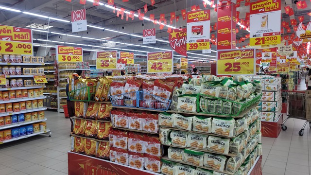 Khuyến mại chồng khuyến mại trước thềm Tết Trung thu, người tiêu dùng hưởng lợi lớn - Ảnh 1. Khuyến mại chồng khuyến mại trước thềm Tết Trung thu, người tiêu dùng hưởng lợi lớn - Ảnh 1.