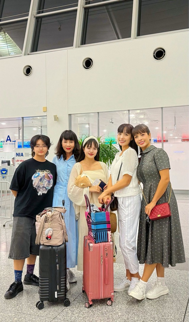 con-gai-thuy-hanh-6-1757388938422327120795.jpg