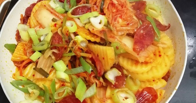 Món ngon từ kim chi giàu dinh dưỡng ngọt thơm lạ kỳ dễ nấu tại nhà - Ảnh 3. Món ngon từ kim chi giàu dinh dưỡng ngọt thơm lạ kỳ dễ nấu tại nhà - Ảnh 3.