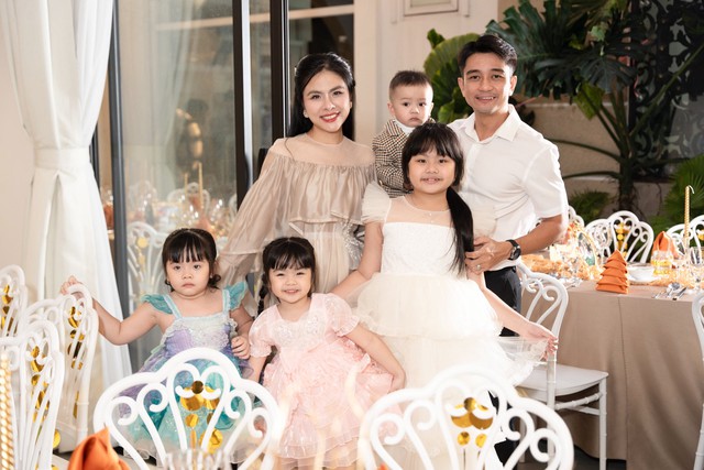 Tổ ấm hạnh ph&uacute;c của diễn vi&ecirc;n V&acirc;n Trang sau 10 năm kết h&ocirc;n - Ảnh 2.