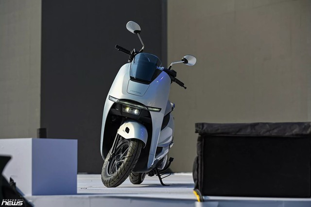 Xe m&aacute;y điện của Honda sắp về Việt Nam khả năng lội nước si&ecirc;u đỉnh, pin khỏe sẽ c&oacute; gi&aacute; bao nhi&ecirc;u? - Ảnh 3.