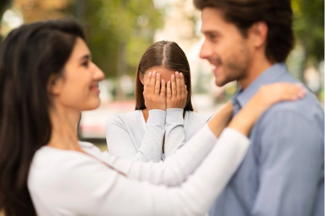 5 năm thanh xuân và 'vở kịch' cưới vợ mẹ chọn: Tôi chỉ là phương án dự phòng cho sự hèn hạ của anh - Ảnh 1. 5 năm thanh xuân và 'vở kịch' cưới vợ mẹ chọn: Tôi chỉ là phương án dự phòng cho sự hèn hạ của anh - Ảnh 1.