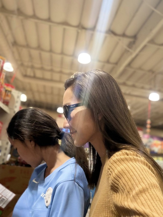 Ly hôn chồng Việt kiều ở tuổi trung niên, cuộc sống của mỹ nhân 'Hương phù sa' ra sao? - Ảnh 4. Ly hôn chồng Việt kiều ở tuổi trung niên, cuộc sống của mỹ nhân 'Hương phù sa' ra sao? - Ảnh 4.