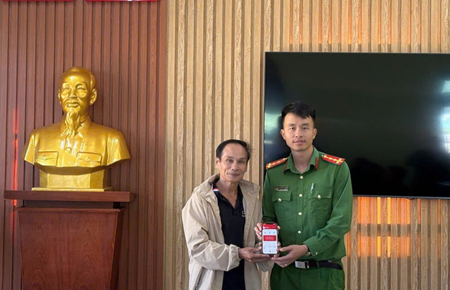 Lịch cấm đường ở Hà Nội và vụ lừa đảo 8 tỷ đồng gây xôn xao xã hội - Ảnh 5. Lịch cấm đường ở Hà Nội và vụ lừa đảo 8 tỷ đồng gây xôn xao xã hội - Ảnh 5.