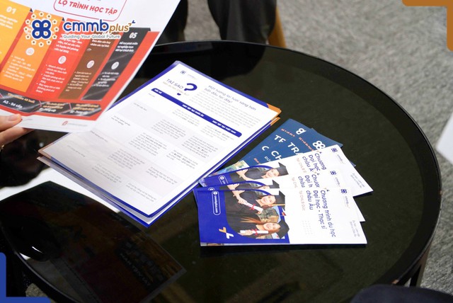 C&aacute;c chương tr&igrave;nh du học đại học, thạc sĩ, dịch vụ visa tại CMMB Plus - Ảnh 2.
