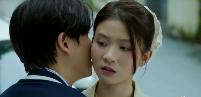 &Ocirc;ng Phi k&yacute; đơn ly h&ocirc;n Trong Gia đ&igrave;nh tr&aacute;i dấu , con g&aacute;i chăm s&oacute;c bố ốm kh&eacute;o l&eacute;o - Ảnh 3.