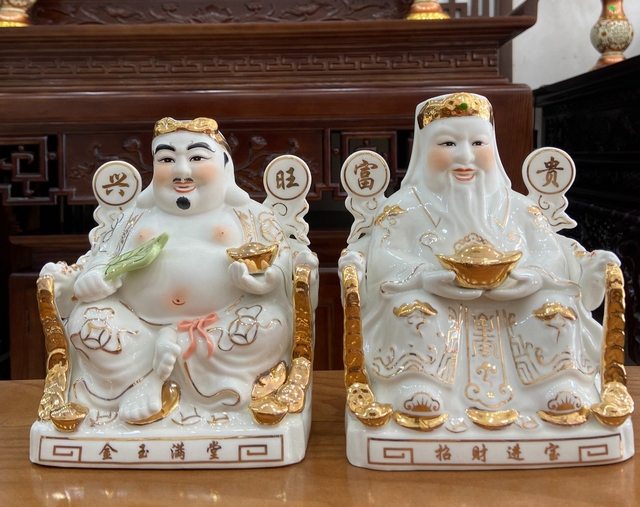 Những điều cần ki&ecirc;ng kỵ khi đặt tượng Thần t&agrave;i - Ảnh 2.