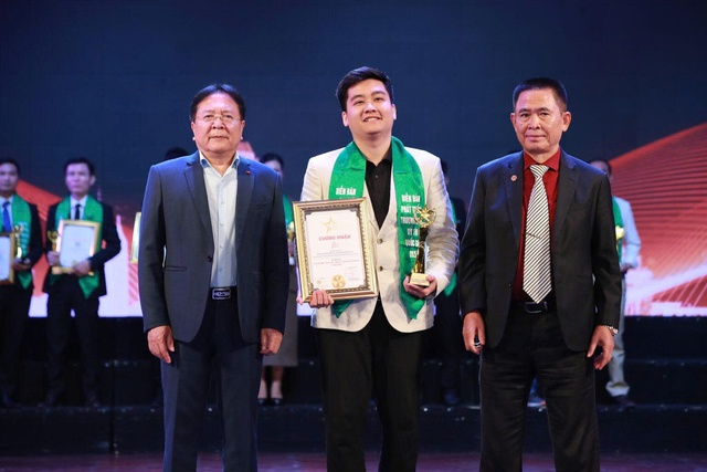 Anh ngữ SEC nh&igrave;n lại h&agrave;nh tr&igrave;nh năm 2025 - Dấu ấn qua từng sự ph&aacute;t triển - Ảnh 3.