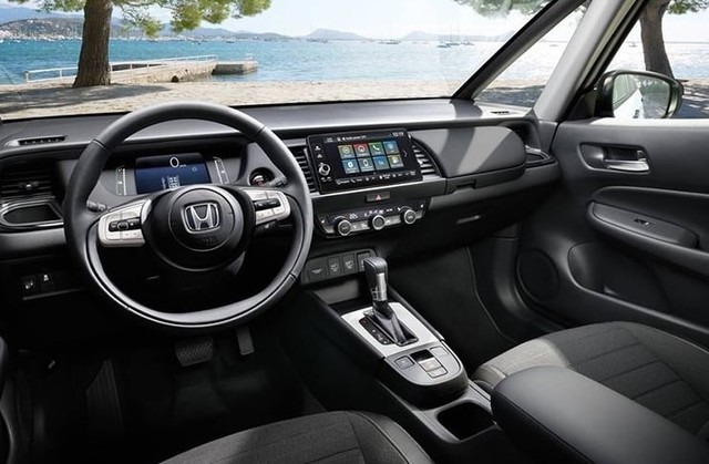 Hatchback hạng B gi&aacute; 251 triệu đồng của Honda thiết kế ho&agrave;n to&agrave;n mới, c&oacute; dải đ&egrave;n LED, k&iacute;ch thước d&agrave;i hơn, m&agrave;n h&igrave;nh 10,1 inch hiện đại, rẻ hơn cả Kia Morning, Hyundai Grand i10 chắc chắn sẽ tạo cơn sốt nếu b&aacute;n ở Việt Nam - Ảnh 3.