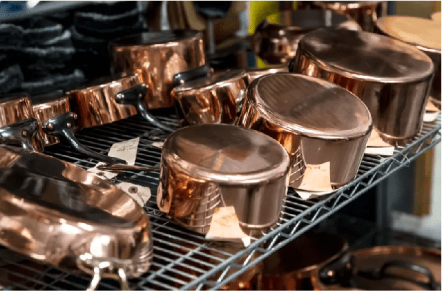 Loại dụng cụ nấu ăn độc hại trong gian bếp nh&agrave; bạn - Ảnh 2.