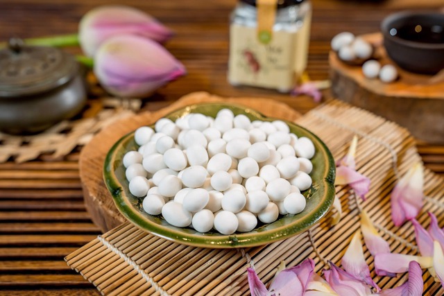 Ý nghĩa sâu sắc của các loại mứt và cách chọn vị mứt phù hợp cho gia đình mùa Tết này - Ảnh 2. Ý nghĩa sâu sắc của các loại mứt và cách chọn vị mứt phù hợp cho gia đình mùa Tết này - Ảnh 2.