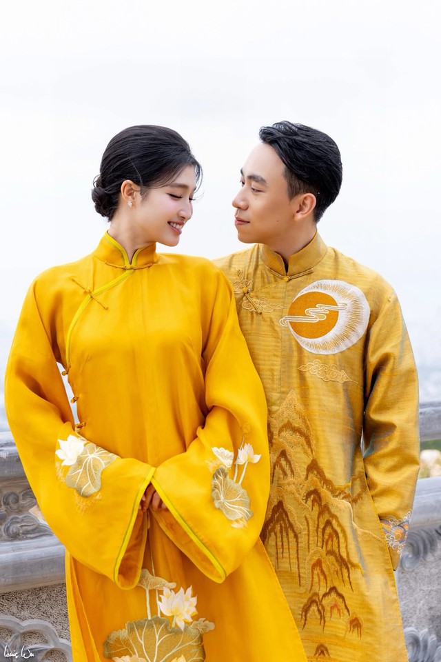 Chồng Á hậu Phương Nhi tình cảm nắm chặt tay vợ - Ảnh 4. Chồng Á hậu Phương Nhi tình cảm nắm chặt tay vợ - Ảnh 4.