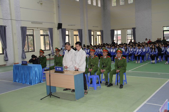 'Giờ học ph&aacute;p luật' đặc biệt từ phi&ecirc;n t&ograve;a ma t&uacute;y tại trường v&ugrave;ng cao L&agrave;o Cai - Ảnh 2.