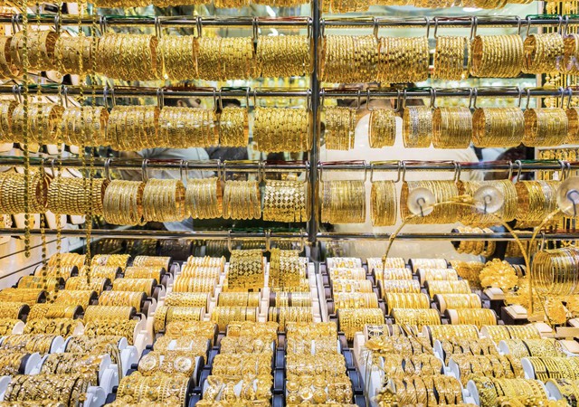 Gi&aacute; v&agrave;ng h&ocirc;m nay 24/1: Dự b&aacute;o lập đỉnh mới, v&agrave;ng SJC, v&agrave;ng nhẫn Bảo T&iacute;n Minh Ch&acirc;u, DOJI, Ph&uacute; Qu&yacute; tăng mạnh - Ảnh 1.