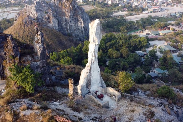 V&igrave; sao tỉnh Thanh H&oacute;a chỉ đạo r&agrave; so&aacute;t dự &aacute;n gia cố di t&iacute;ch H&ograve;n Vọng Phu? - Ảnh 2.