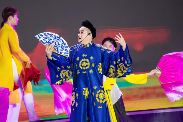 Danh h&agrave;i Xu&acirc;n Hinh: 'T&ocirc;i gia trưởng để lo cho vợ con' - Ảnh 4.