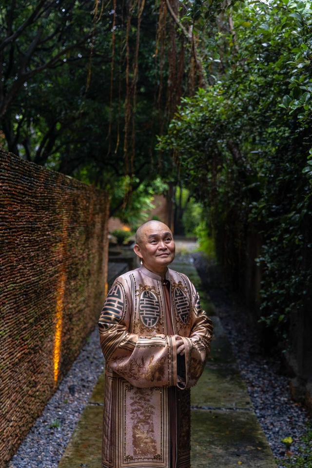 Xuân Hinh tuổi xế chiều yêu chiều vợ như 'vua chúa' vì sợ vợ bỏ đi - Ảnh 4. Xuân Hinh tuổi xế chiều yêu chiều vợ như 'vua chúa' vì sợ vợ bỏ đi - Ảnh 4.