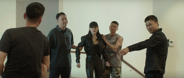 Ông Sách chia tay người tình, đánh mất cả người vợ tào khang - Ảnh 3. Ông Sách chia tay người tình, đánh mất cả người vợ tào khang - Ảnh 3.