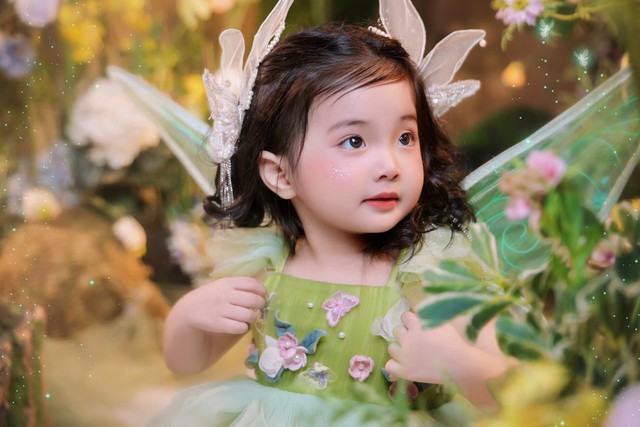 Lisa - con g&aacute;i &uacute;t nh&agrave; Kh&aacute;nh Thi - Phan hiển 'đốn tim' kh&aacute;n giả trong bộ ảnh mới - Ảnh 3.