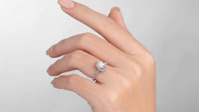 Loại trang sức nào giúp hút tài lộc, mang lại may mắn trong năm 2026? - Ảnh 5. Loại trang sức nào giúp hút tài lộc, mang lại may mắn trong năm 2026? - Ảnh 5.