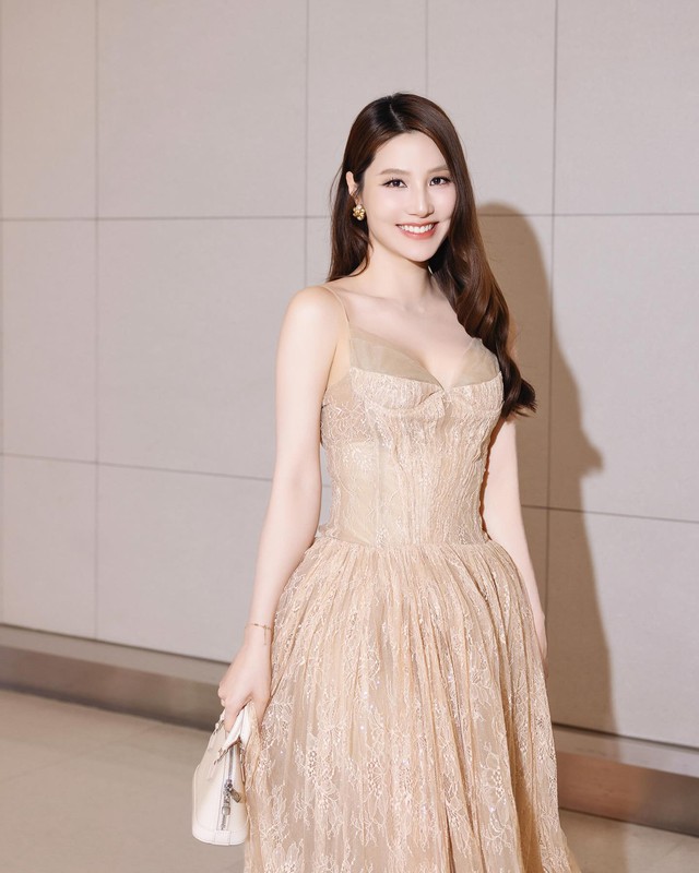 Một năm sau ng&agrave;y sinh qu&yacute; tử, sắc v&oacute;c nữ diễn vi&ecirc;n tuổi Ngọ thay đổi ngỡ ng&agrave;ng - Ảnh 8.