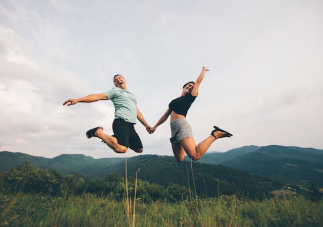 Muốn b&igrave;nh y&ecirc;n giữa đời nhiều s&oacute;ng gi&oacute;, người th&ocirc;ng minh lu&ocirc;n sống theo 3 nguy&ecirc;n tắc - Ảnh 2.