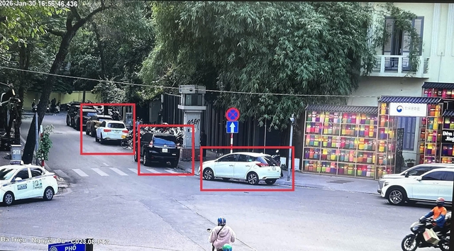 Hà Nội mỗi ngày: Phạt nguội 162 trường hợp vi phạm trật tự đô thị, công cộng và vệ sinh môi trường - Ảnh 1. Hà Nội mỗi ngày: Phạt nguội 162 trường hợp vi phạm trật tự đô thị, công cộng và vệ sinh môi trường - Ảnh 1.