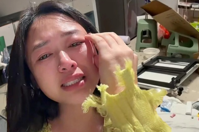 Chồng khiến vợ bật khóc bỏ nhà đi giữa đêm chỉ vì mua máy rửa bát không bàn bạc - Ảnh 2. Chồng khiến vợ bật khóc bỏ nhà đi giữa đêm chỉ vì mua máy rửa bát không bàn bạc - Ảnh 2.