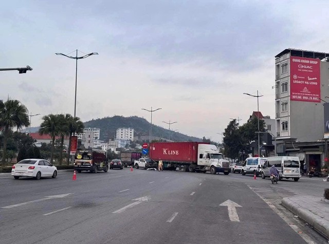 Trong 4 ngày nghỉ Tết Dương lịch , 196 vụ tai nạn giao thông và 94 người tử vong - Ảnh 1. Trong 4 ngày nghỉ Tết Dương lịch , 196 vụ tai nạn giao thông và 94 người tử vong - Ảnh 1.