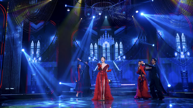 Nỗi nhớ chơi vơi: Hành trình Cảm xúc trong MV Tango của Thương Thảo - Ảnh 2. Nỗi nhớ chơi vơi: Hành trình Cảm xúc trong MV Tango của Thương Thảo - Ảnh 2.