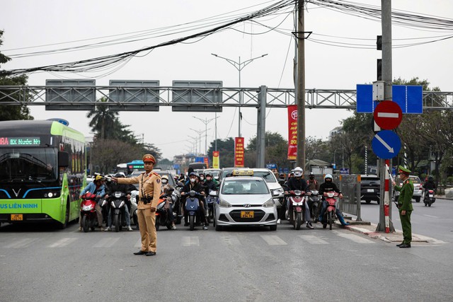 Tình hình giao thông Hà Nội Sau Tết Dương lịch 2026: Thoáng đãng , không ùn tắc - Ảnh 3. Tình hình giao thông Hà Nội Sau Tết Dương lịch 2026: Thoáng đãng , không ùn tắc - Ảnh 3.