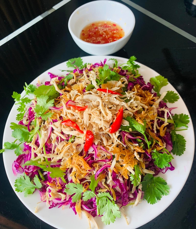 Loại rau đang v&agrave;o m&ugrave;a chợ Việt cực sẵn, gi&aacute; rẻ m&agrave; chế biến được nhiều m&oacute;n tốt cho xương khớp, &ldquo;h&uacute;t mỡ tốt&rdquo; v&agrave; l&agrave;m chậm l&atilde;o h&oacute;a - Ảnh 5.