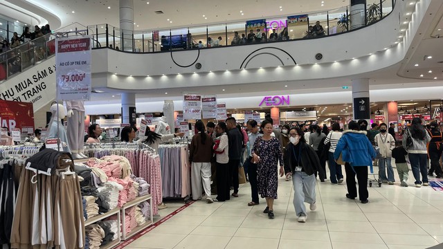 Mua sắm Tết sớm vì sao trở thành lựa chọn thông minh của người tiêu dùng hiện đại? - Ảnh 3. Mua sắm Tết sớm vì sao trở thành lựa chọn thông minh của người tiêu dùng hiện đại? - Ảnh 3.