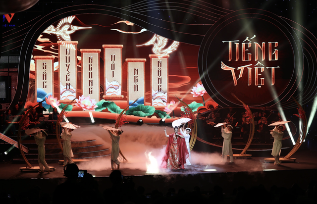 Chương tr&igrave;nh nghệ thuật ' với Đảng vẹn to&agrave;n niềm tin y&ecirc;u ' đầy cảm x&uacute;c v&agrave; &yacute; nghĩa - Ảnh 3.