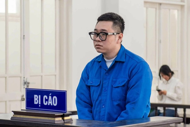 Vụ đ&aacute;nh phụ nữ ở chung cư Sky Central: Bị c&aacute;o Đặng Ch&iacute; Th&agrave;nh lĩnh 6 th&aacute;ng t&ugrave;, bồi thường 51 triệu đồng - Ảnh 1.