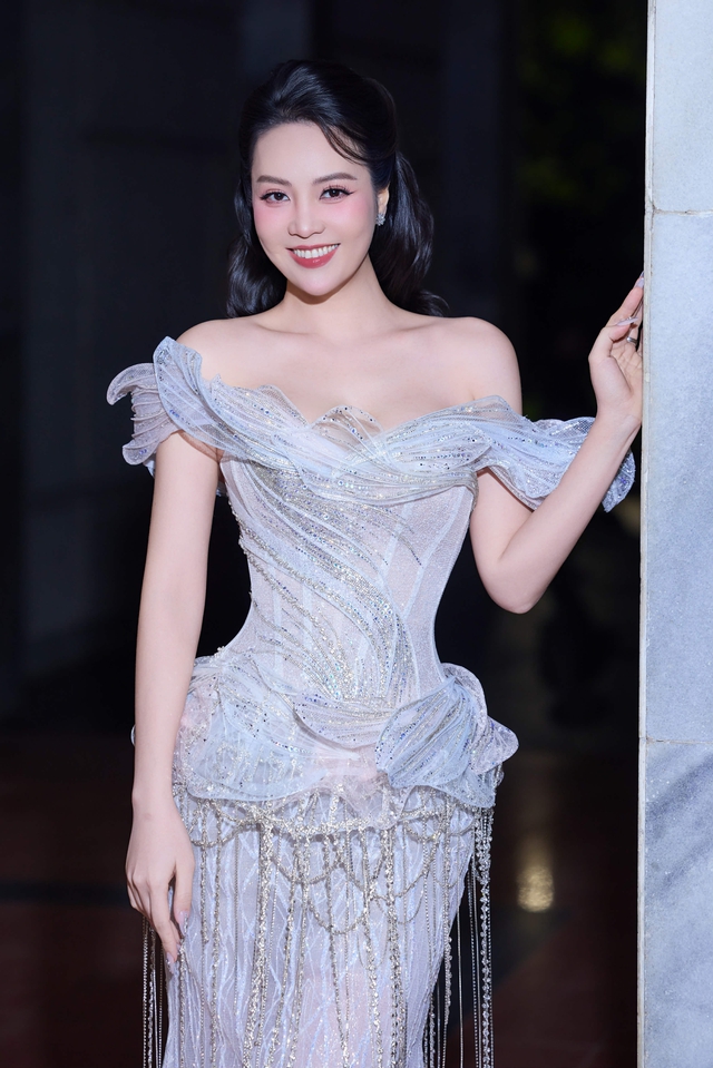 BTV Thụy Vân muốn đẹp trước hết phải khỏe mạnh - Ảnh 3. BTV Thụy Vân muốn đẹp trước hết phải khỏe mạnh - Ảnh 3.