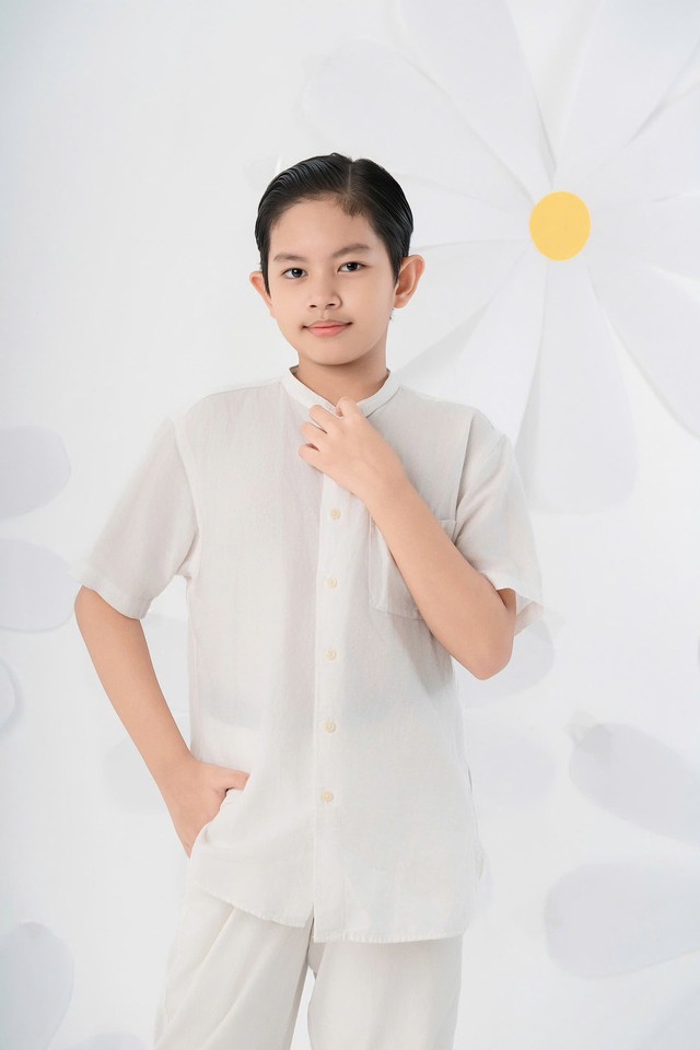 Phan Hiển 'giật m&igrave;nh' v&igrave; sự cao lớn của con trai 10 tuổi - Ảnh 7.