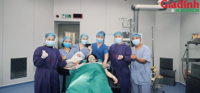 Bé trai 3,7kg chào đời an toàn sau ca mổ cấp cứu 'nghẹt thở' của các bác sĩ Bệnh viện 19-8 - Ảnh 3. Bé trai 3,7kg chào đời an toàn sau ca mổ cấp cứu 'nghẹt thở' của các bác sĩ Bệnh viện 19-8 - Ảnh 3.