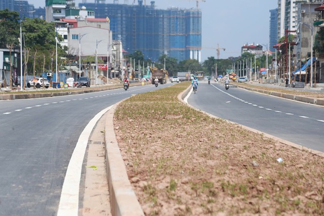 Cận cảnh tuyến Vành đai 2.5 thông xe kỹ thuật, mở luồng di chuyển qua khu đô thị 'nhà giàu' - Ảnh 3.