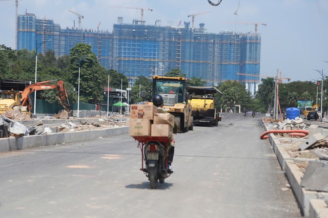 Cận cảnh tuyến Vành đai 2.5 thông xe kỹ thuật, mở luồng di chuyển qua khu đô thị 'nhà giàu' - Ảnh 6.