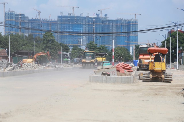 Cận cảnh tuyến Vành đai 2.5 thông xe kỹ thuật, mở luồng di chuyển qua khu đô thị 'nhà giàu' - Ảnh 9.